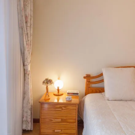 Rent this 3 bed room on Parque Infantil in Rua Heitor de Campos Monteiro, 4465-095 Matosinhos