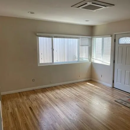 Image 3 - 22021 Crespi Street, Los Angeles, CA 91364, USA - House for rent