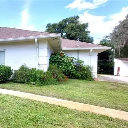 Buy this 3 bed house on 4699 East Withlacoochee Trail in Citrus County, FL 34434