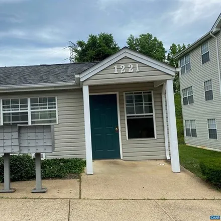 Image 3 - 1226 Smith St Unit Multiple, Charlottesville, Virginia, 22901 - Apartment for rent
