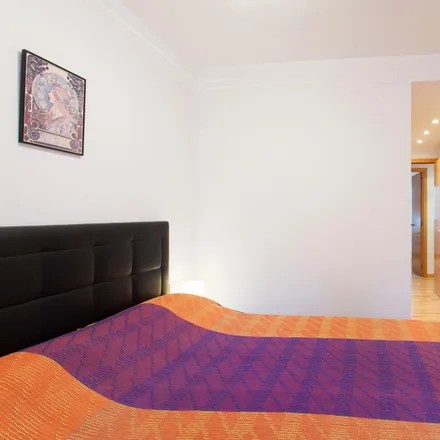 Rent this 2 bed apartment on Carrer de Nàpols in 83, 08013 Barcelona