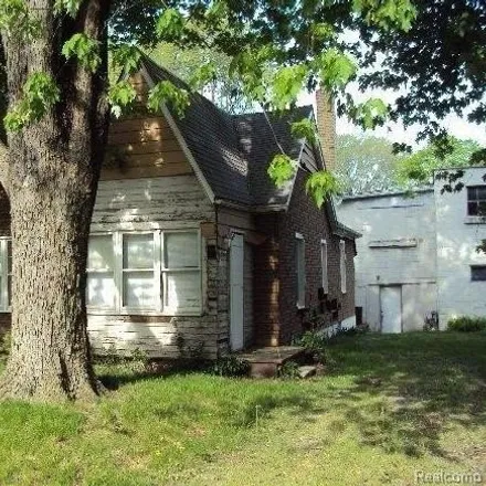 Buy this 2 bed house on 15861 Hazelton Street in Detroit, MI 48223