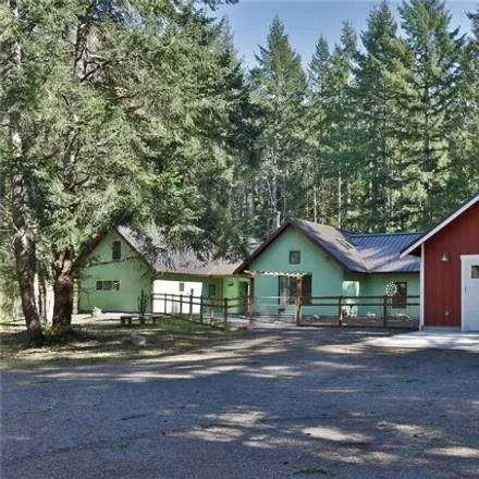 Buy this 3 bed house on Lucy Lane in Island County, WA 98260