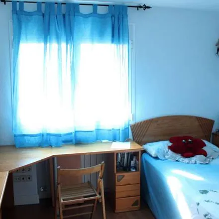 Rent this 6 bed apartment on Madrid in Eurocolegio Casvi Castillo de Villaviciosa, Avenida Valle