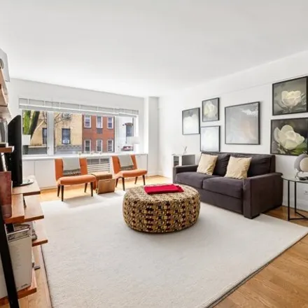 Rent this 1 bed condo on 209 East 51st Street in New York, NY 10022