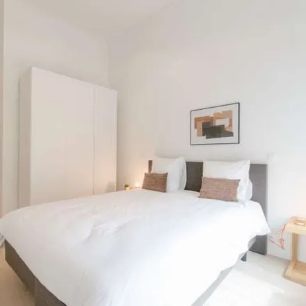 Rent this 1 bed apartment on Rue de la Concorde - Eendrachtstraat 4 in 1050 Ixelles - Elsene, Belgium