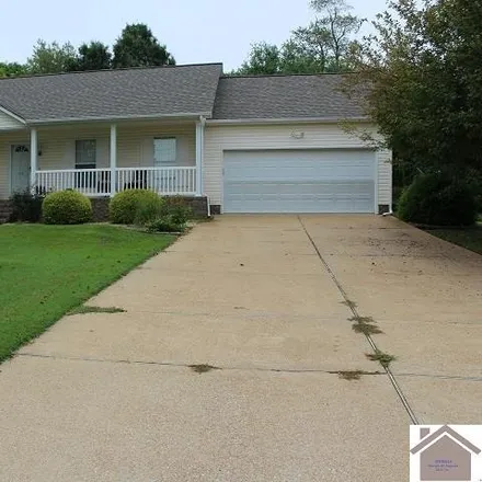 Buy this 3 bed house on 314 Fairview Drive in Mayfield, KY 42066