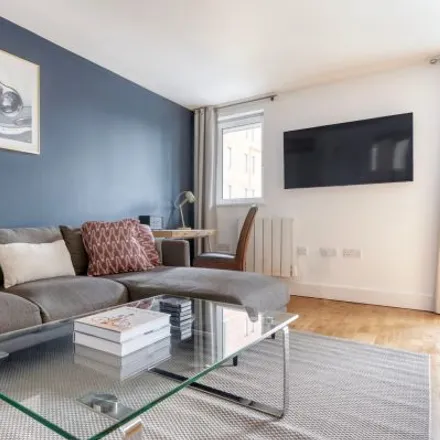Rent this 2 bed apartment on 16 Pepper Street in Millwall, London
