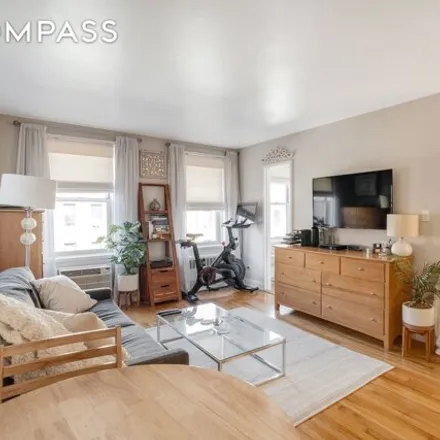 Rent this studio apartment on 302 East 88th Street in New York, NY 10128