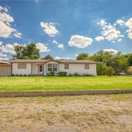 Image 3 - 168 West Fourth Street, Erick, Beckham County, OK 73645, USA - House for sale