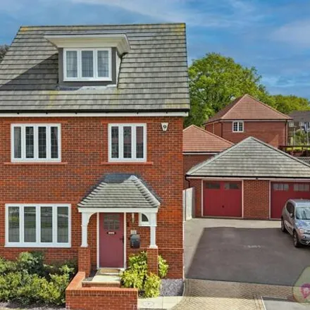 Buy this 4 bed house on Waterville Mead in Binfield, RG42 4NE