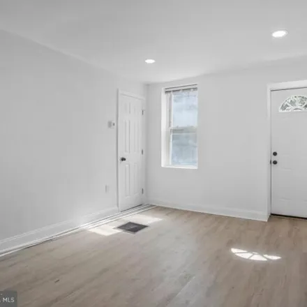 Image 5 - 44 S Schroeder St, Baltimore, Maryland, 21223 - House for sale