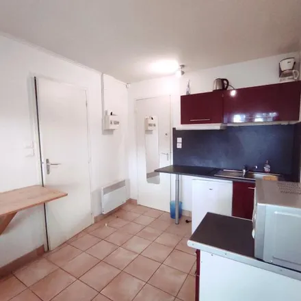 Rent this 1 bed apartment on La Maison de Ma Région in Place de la Capelle, 12100 Millau