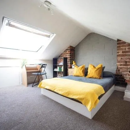 Rent this 5 bed room on Chester in Walpole Street / Bouverie Street, Walpole Street