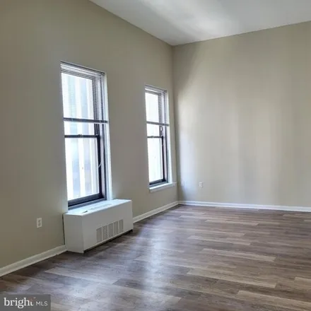 Image 5 - The Wellington, 135 South 19th Street, Philadelphia, PA 19103, USA - Apartment for rent