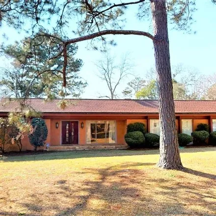 Buy this 3 bed house on 1400 Fleming Road in Cordele, GA 31015