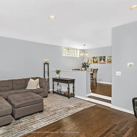 Image 3 - 937 W Wrightwood Ave Unit A, Chicago, Illinois, 60614 - Condo for sale