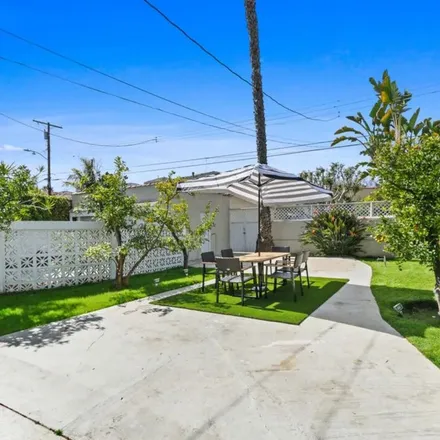 Image 3 - 153 South La Peer Drive, Beverly Hills, CA 90211, USA - Apartment for rent