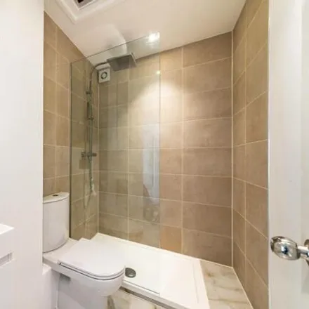 Image 3 - 19 Buckland Crescent, London, NW3 5DH, United Kingdom - Apartment for sale