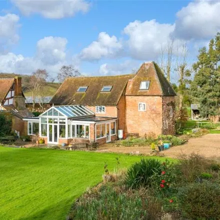 Buy this 6 bed house on Hayes Lane in Tenbury Wells, WR15 8TL