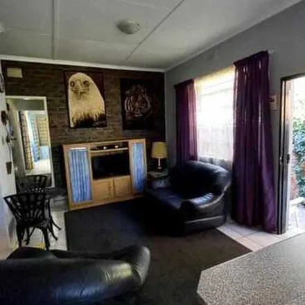 Image 5 - Wordsworth Road, Farrarmere Gardens, Benoni, 1500, South Africa - Apartment for rent