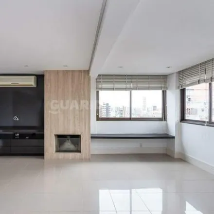 Rent this 2 bed apartment on Il Giardinetto in Avenida Palmeira 246, Petrópolis