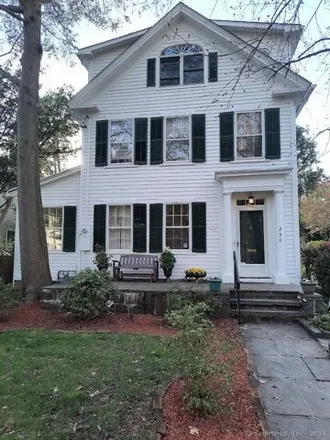Buy this 4 bed house on 250 Everit Street in New Haven, CT 06511