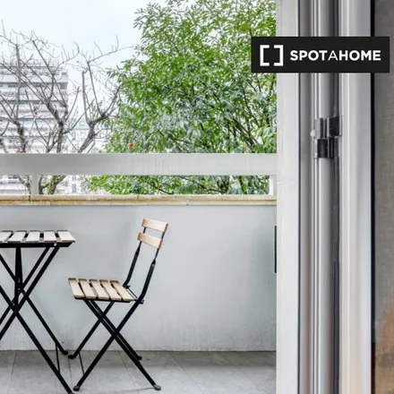 Image 5 - 7 Rue Vernier, 75017 Paris, France - Apartment for rent