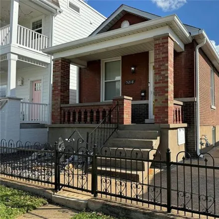 Rent this 2 bed house on Gelato Di Riso in Wilson Avenue, Gratiot