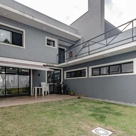 Buy this 3 bed house on Rua Luiz Kula 100 in Santo Inácio, Curitiba - PR