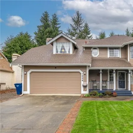 Buy this 4 bed house on 1008 Southwest 314th Place in Federal Way, WA 98023