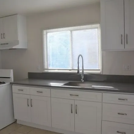 Rent this 1 bed apartment on 6687 De Longpre Avenue in Los Angeles, CA 90028