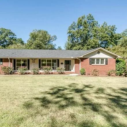 Buy this 3 bed house on 420 Briarwood Road in Spartanburg, SC 29301