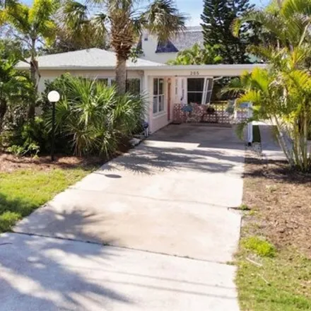 Image 2 - 205 Bates Avenue, Indian Rocks Beach, Pinellas County, FL 33785, USA - House for sale