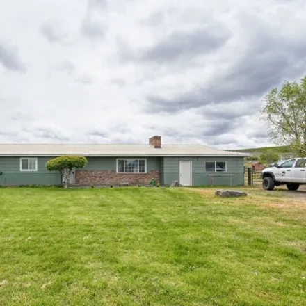 Buy this 3 bed house on 45740 Gopher Flats in Umatilla County, OR 97801