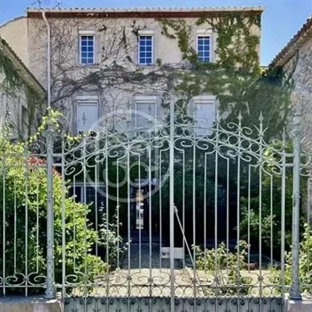 Buy this 9 bed house on 11480 Arrondissement de Narbonne
