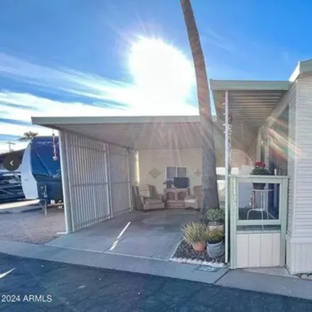 Buy this studio apartment on 631 6th Avenue in Apache Junction, AZ 85119