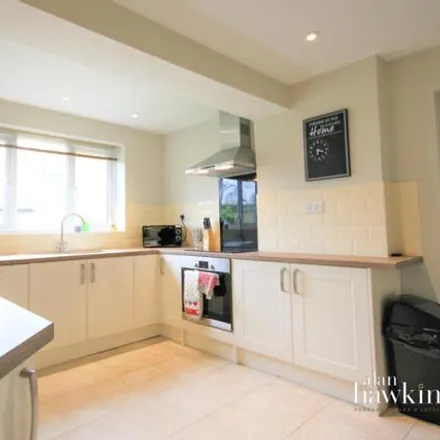 Image 2 - Linden Close, Royal Wootton Bassett, SN4 7HR, United Kingdom - House for rent
