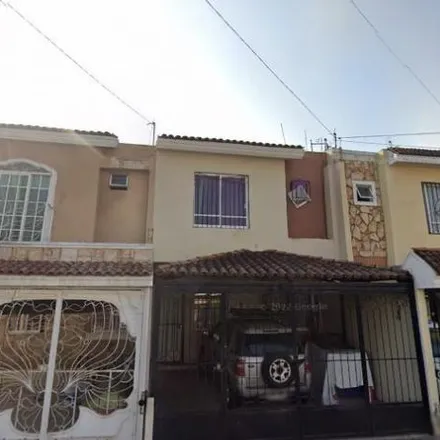Buy this 3 bed house on Calle José Fernández Rojas in 44824 Guadalajara, JAL