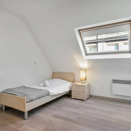 Image 7 - Rue Dumonceau - Dumonceaustraat 1, 1000 Brussels, Belgium - Apartment for rent
