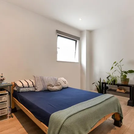 Rent this studio apartment on Mafeking Terrace in High Street, London