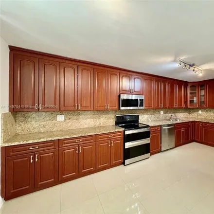 Buy this 3 bed condo on Building 4 in West Country Club Drive, Aventura