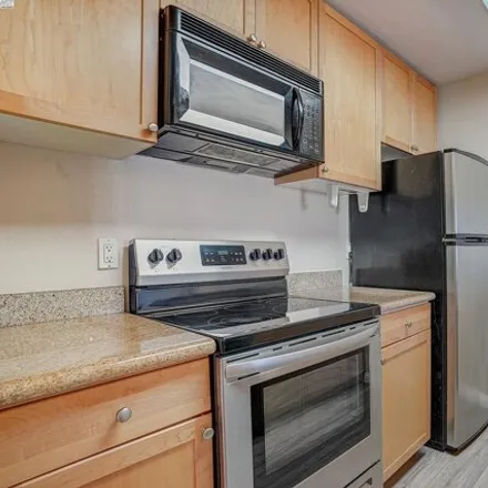 Buy this 1 bed condo on 1075;1085;1087 Murrieta Boulevard in Livermore, CA 94550