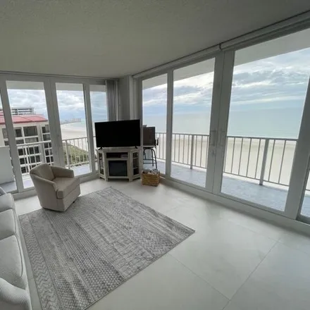 Image 1 - Admiralty House, Seaview Court, Marco Island, FL 33937, USA - Condo for rent