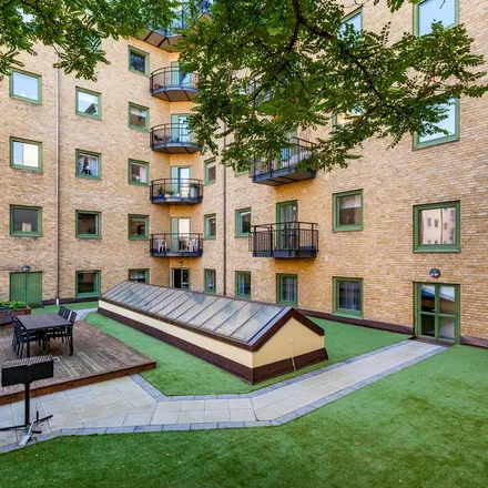 Rent this 2 bed apartment on Kaptensgatan in 302 45 Halmstad, Sweden