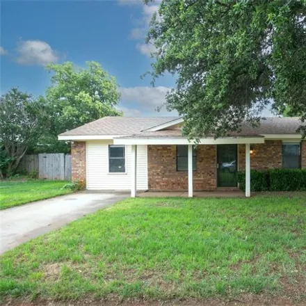 Buy this 5 bed house on 4321 Edgehill in Wichita Falls, Texas