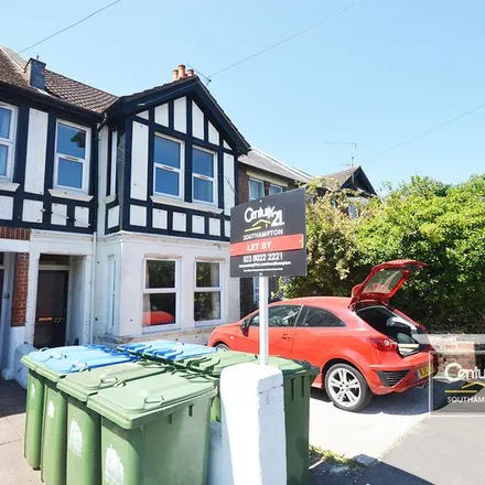 Rent this 6 bed townhouse on 72 Stafford Road in Southampton, SO15 5EA