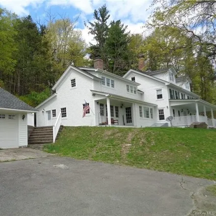 Buy this 6 bed house on 33 Skylark Road in Maple Glen, Mamakating