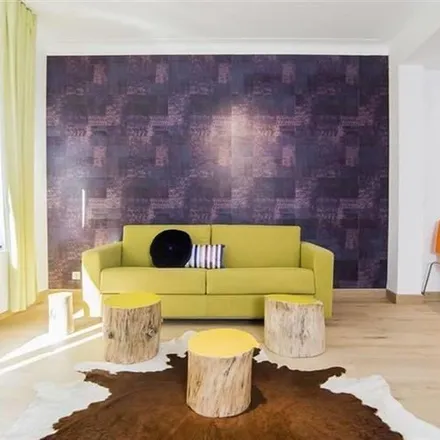 Rent this 2 bed apartment on En Neuvice 3 in 4000 Liège, Belgium