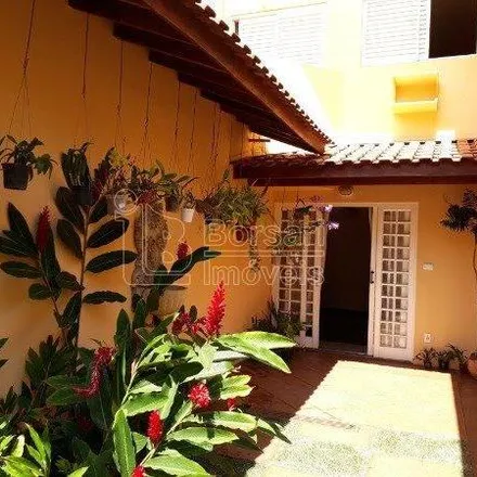 Rent this 4 bed house on Rua Rolando Lupo in Vila Harmonia, Araraquara - SP